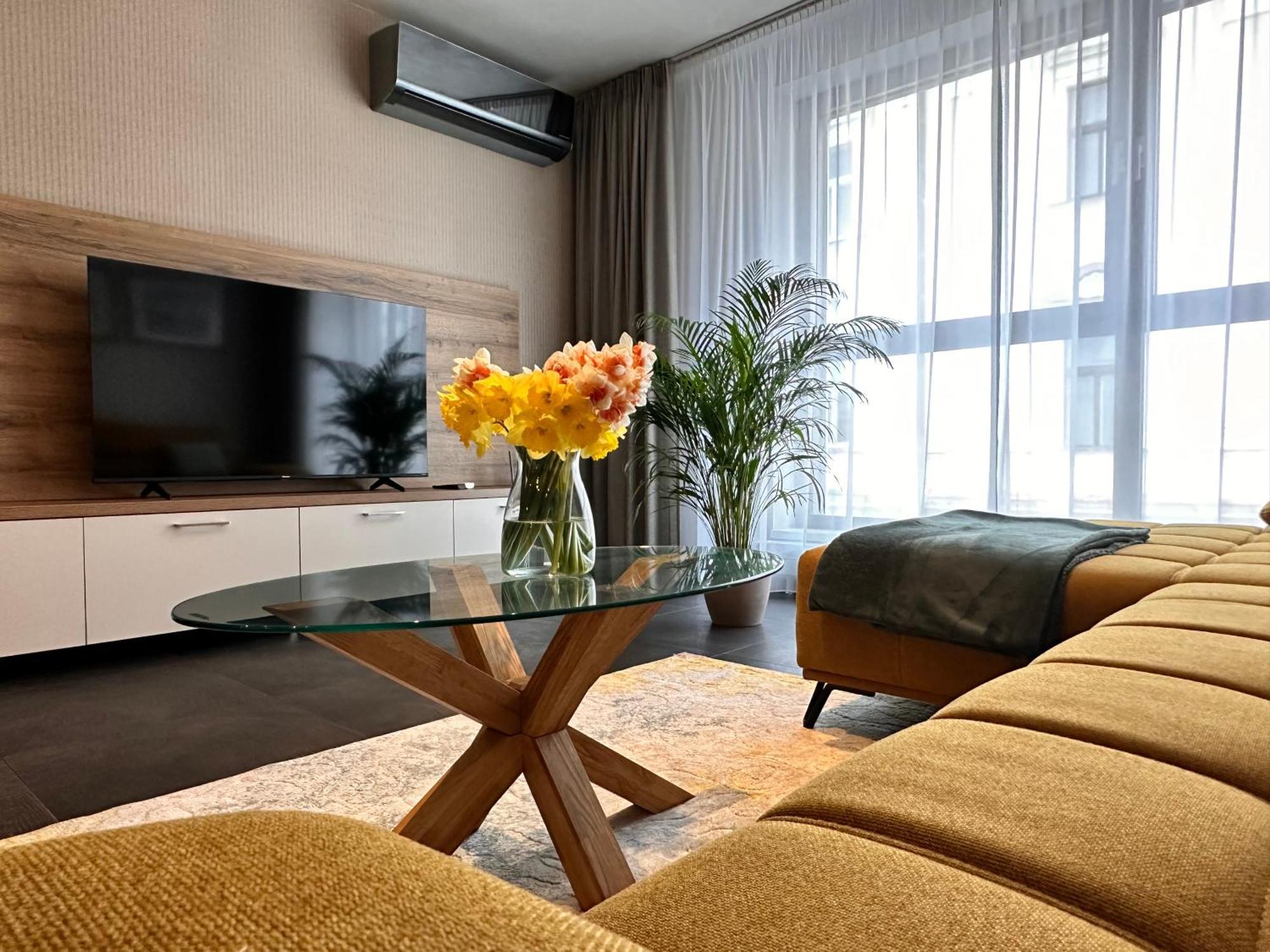 Apartman Leonardo - City Center Trnava Esterno foto