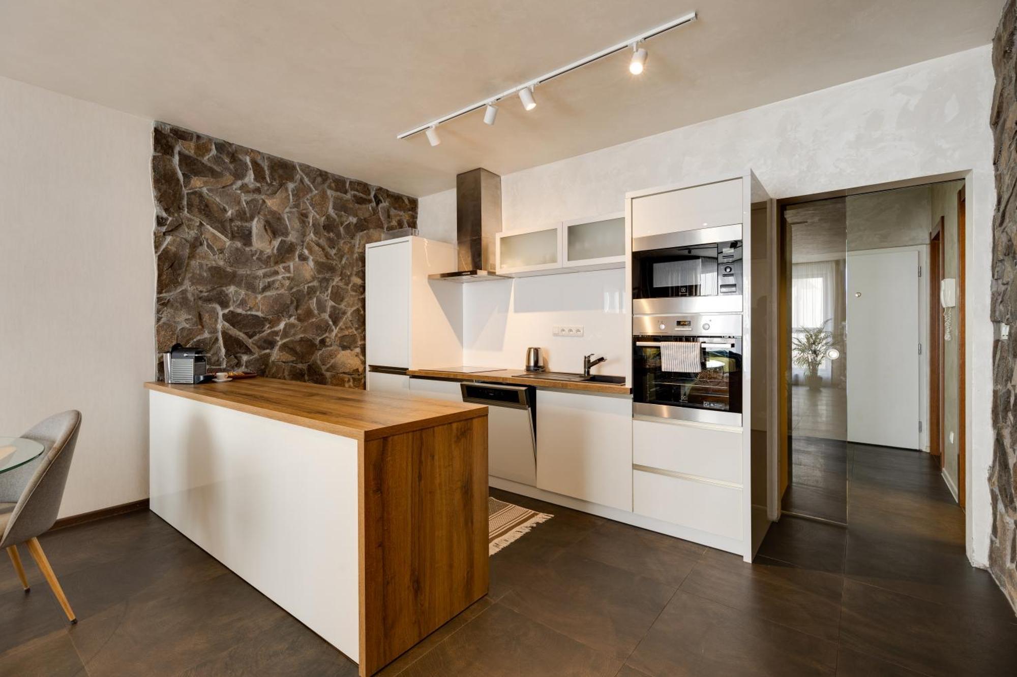 Apartman Leonardo - City Center Trnava Esterno foto
